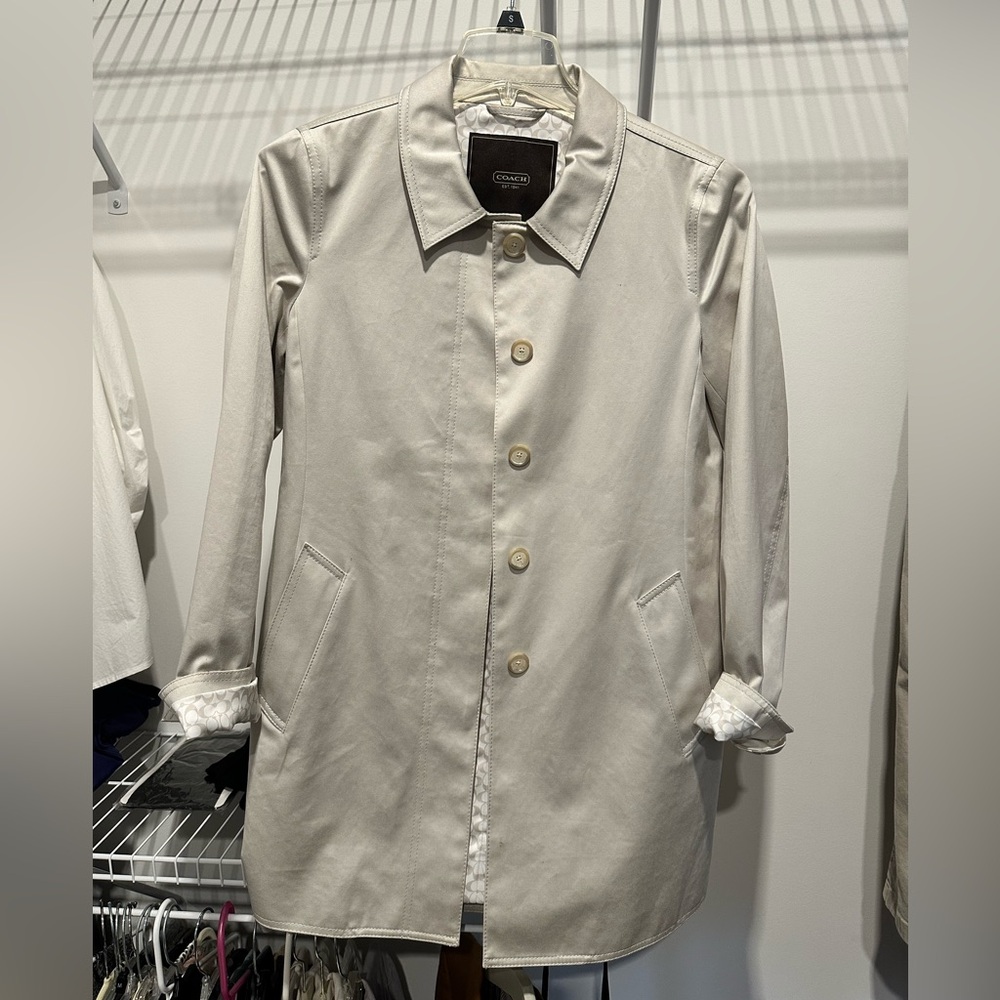 COACH Trench Coat - M